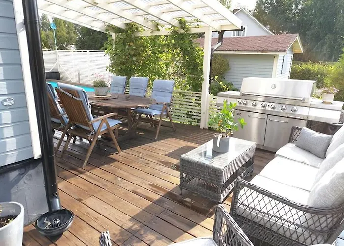 Yksityinen Kellarikerros Omalla Sisäänkäynnillä, Pietarsaari Huoneisto